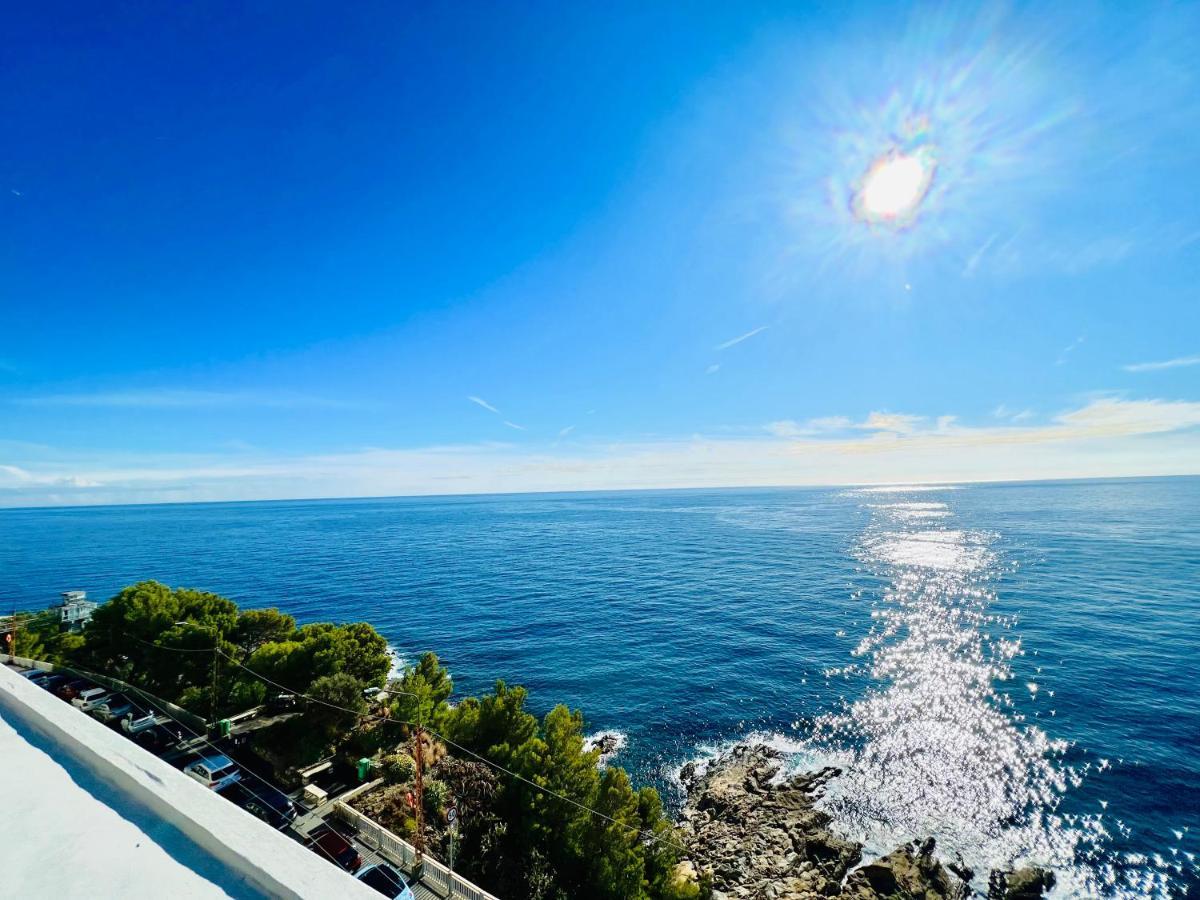 Suite Sunset 7 - Fronte Mare サンレモ エクステリア 写真