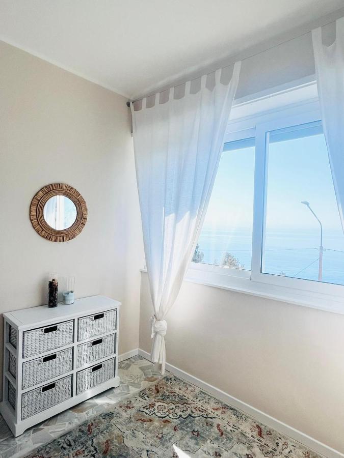 Suite Sunset 7 - Fronte Mare サンレモ エクステリア 写真